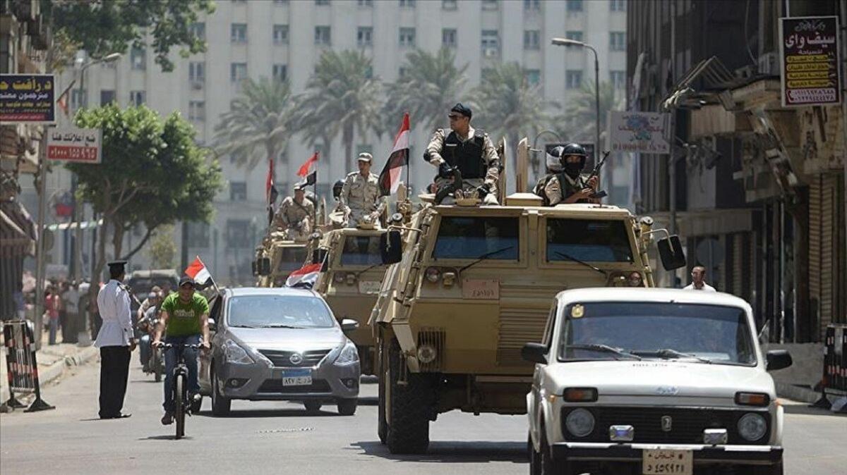 Mısır'da darbeci Sisi yönetimi OHAL'i 15'inci kez uzattı