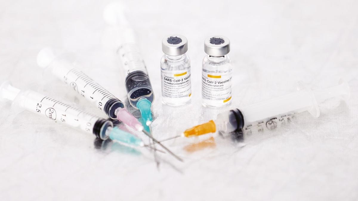 1.5 ayda koruyuculuk kazanılıyor... 'Aşı vurulur vurulmaz güvende değilsiniz'