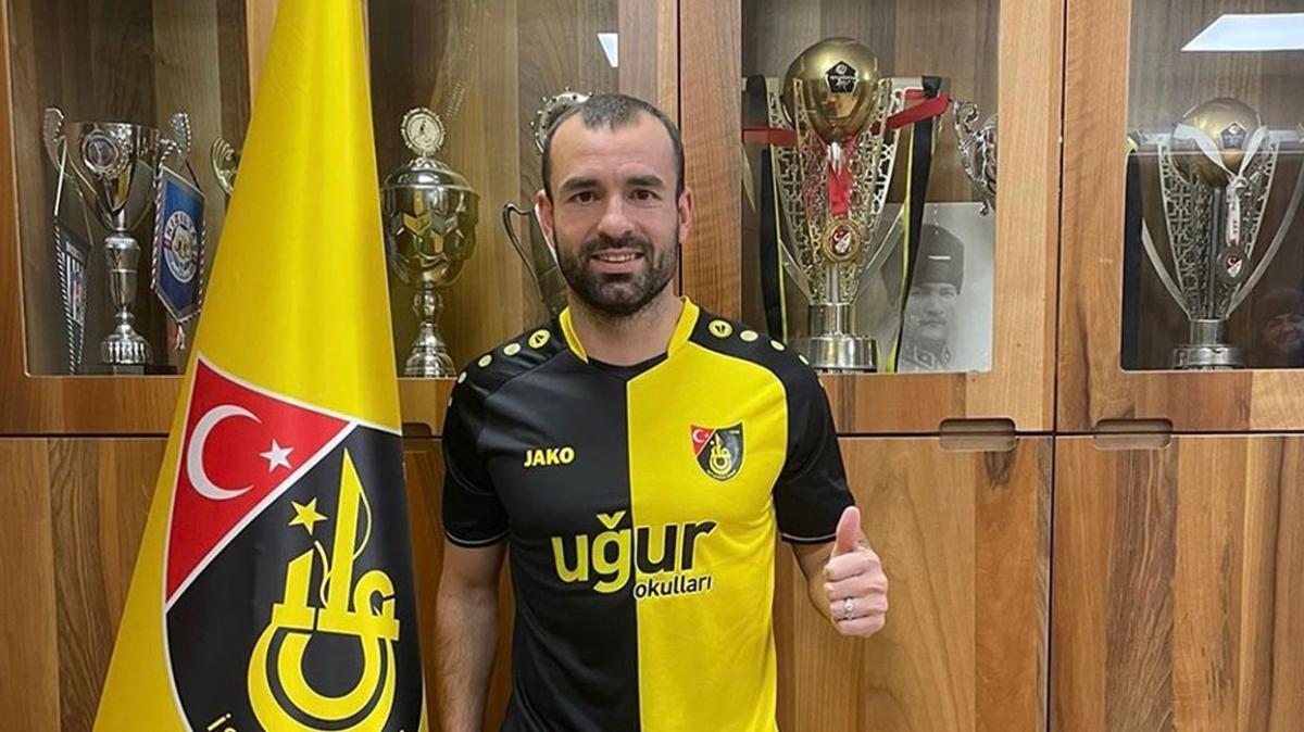 Mehmet Uslu stanbulspor'a transfer oldu