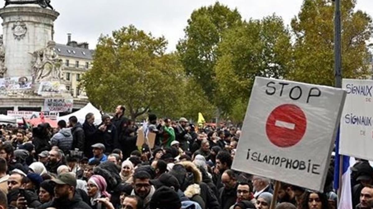 Avrupa'da en fazla Müslüman'ın yaşadığı ülkede İslam karşıtlığı arttı