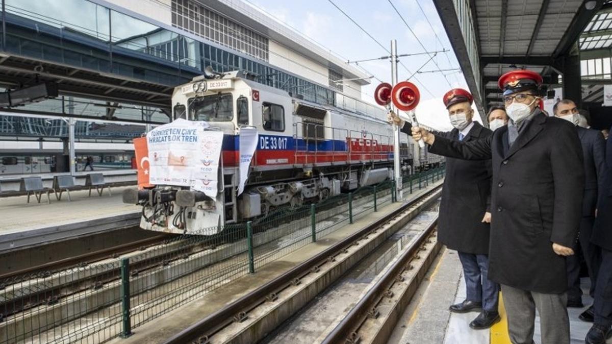Rusya ve Çin'e gidecek ihracat trenleri Ankara'dan yola çıktı