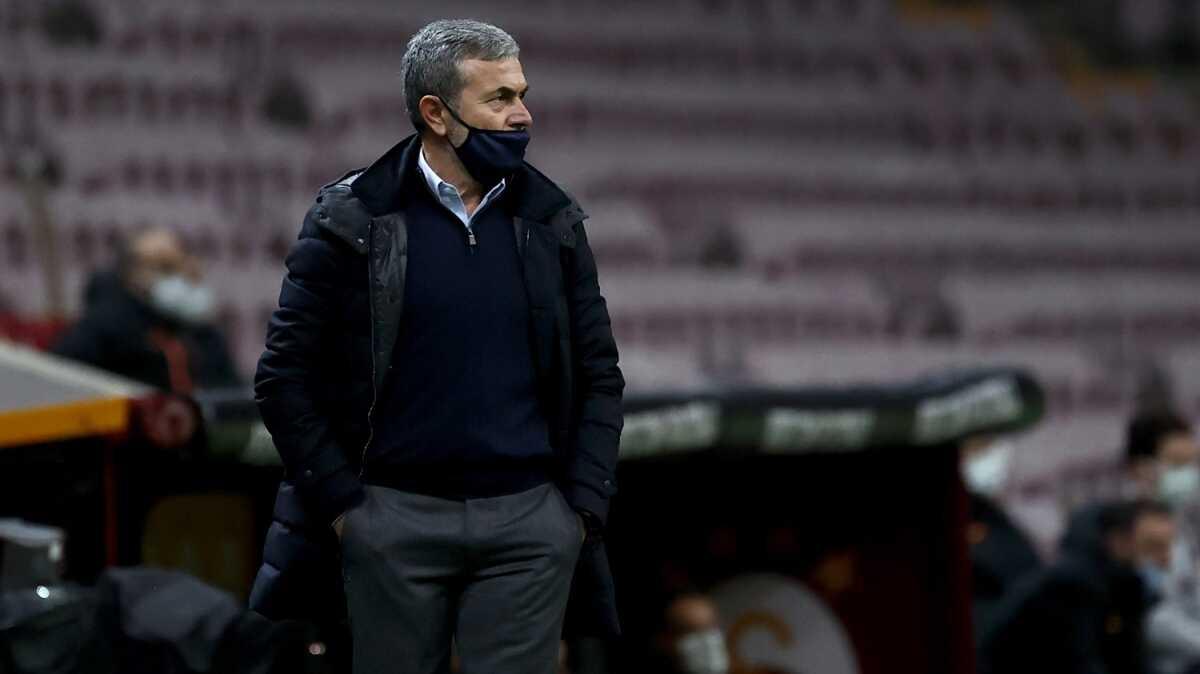 Aykut Kocaman'dan hakem tepkisi: Standard merak ediyorum