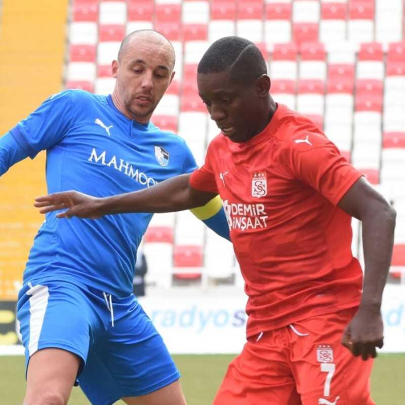 Sivasspor sahasnda BB. Erzurumspor ile 0-0 berabere kald