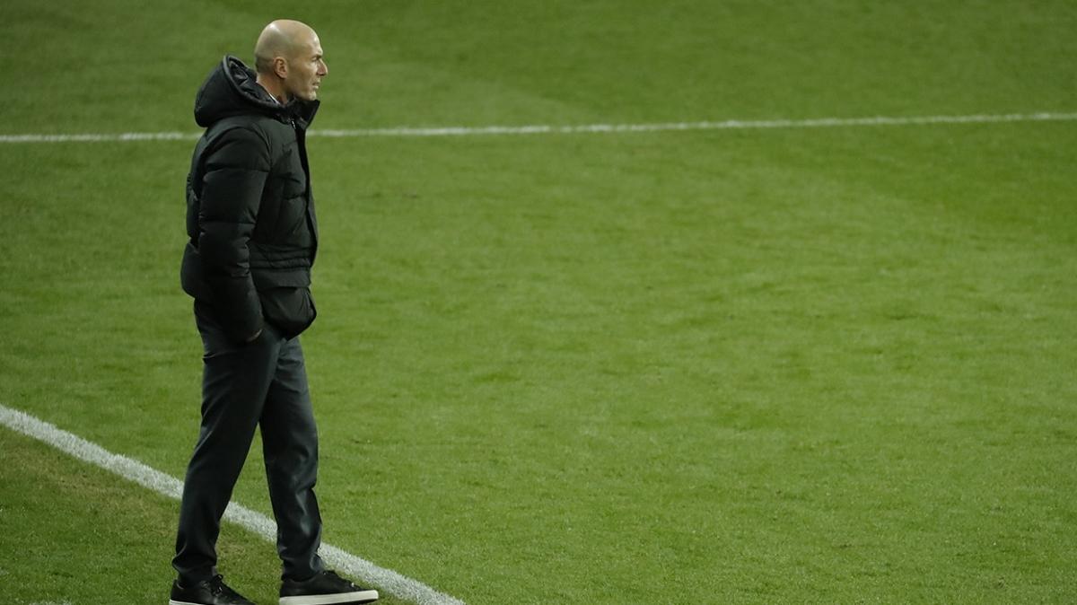Zinedine Zidane: Mutsuzum... Bu muameleyi hak etmiyorum... Arkamdan deil yzme konuun!