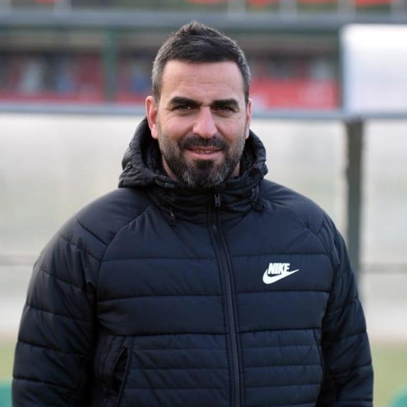 Denizlispor'da sportif direktr Burak zsara istifa etti