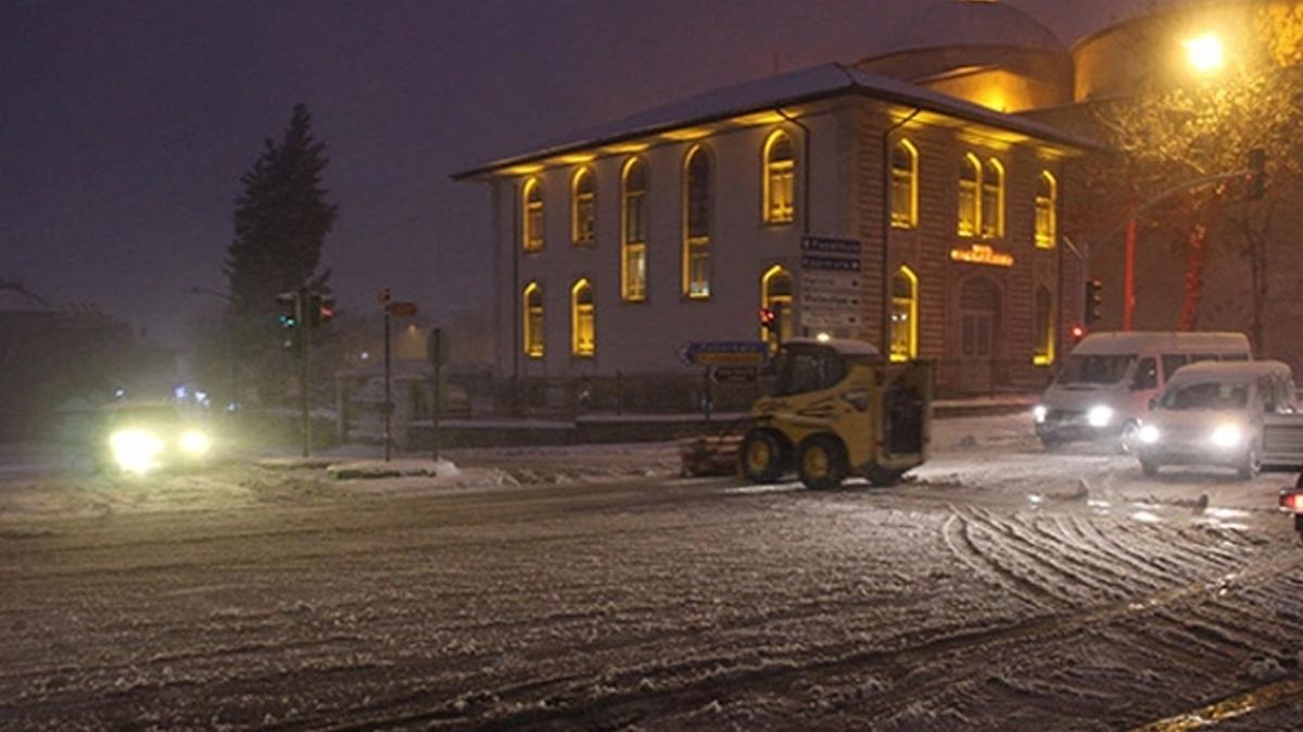 Son dakika haberleri... Edirne'de kar ya balad