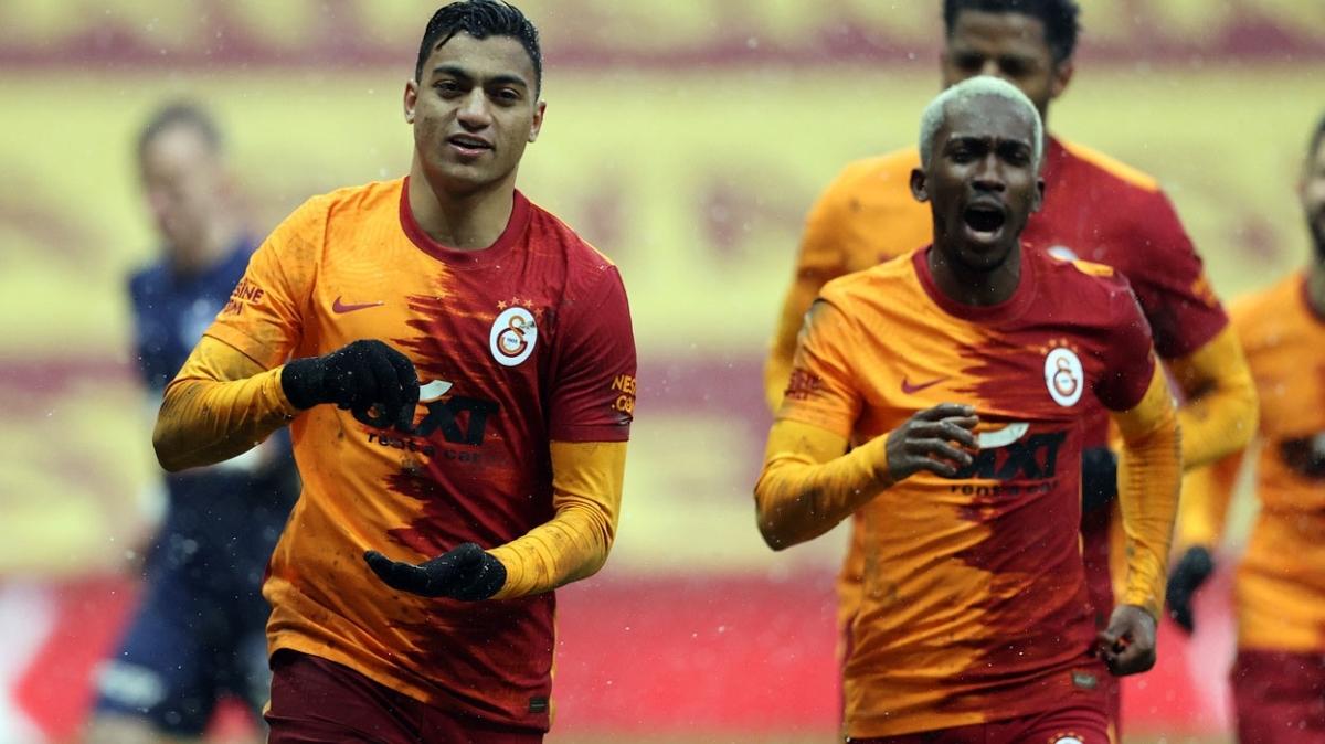 Galatasaray penalt olduunda affetmiyor! Seriye balad...