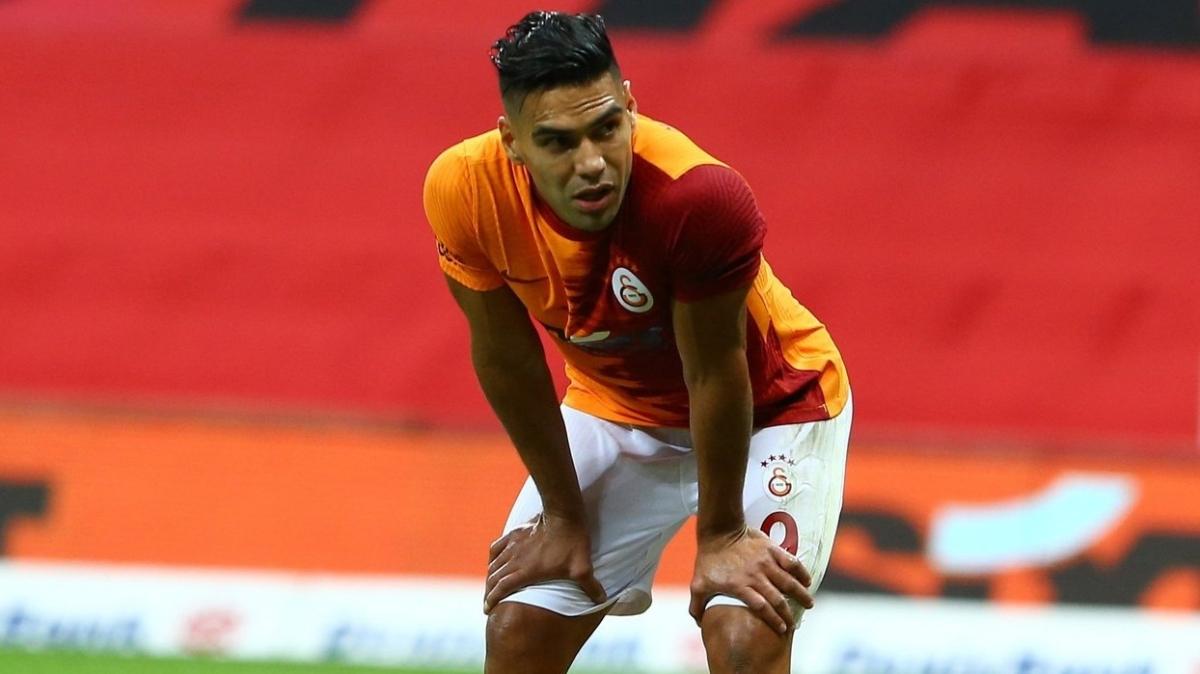 Galatasaray'da Fatih Terim'in Radamel Falcao'yu kadroya almama sebebi ortaya kt