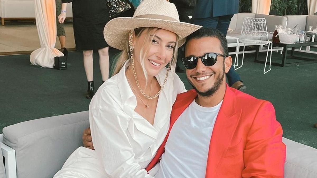 eyma Suba ve sevgilisi Mohammed Alsaloussi'den sosyal medyay ikiye blen 14 ubat Sevgililer Gn pozu