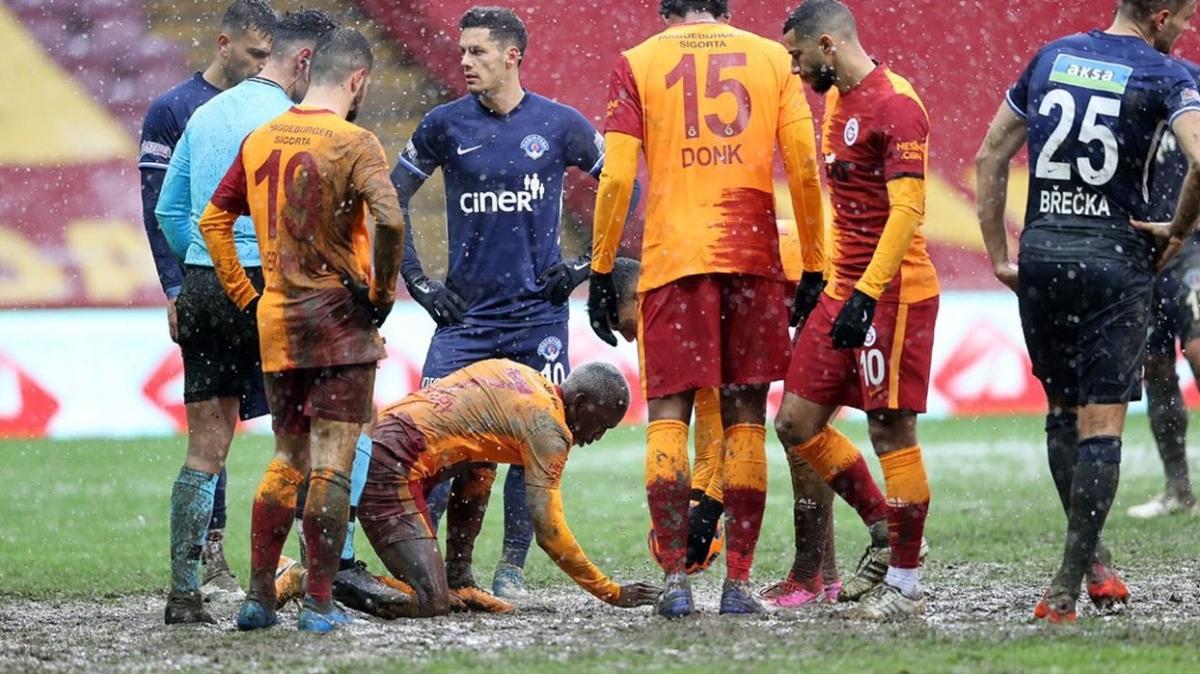 Galatasaray o tarihi anlar Metin Oktay Tesisleri'ne astracak