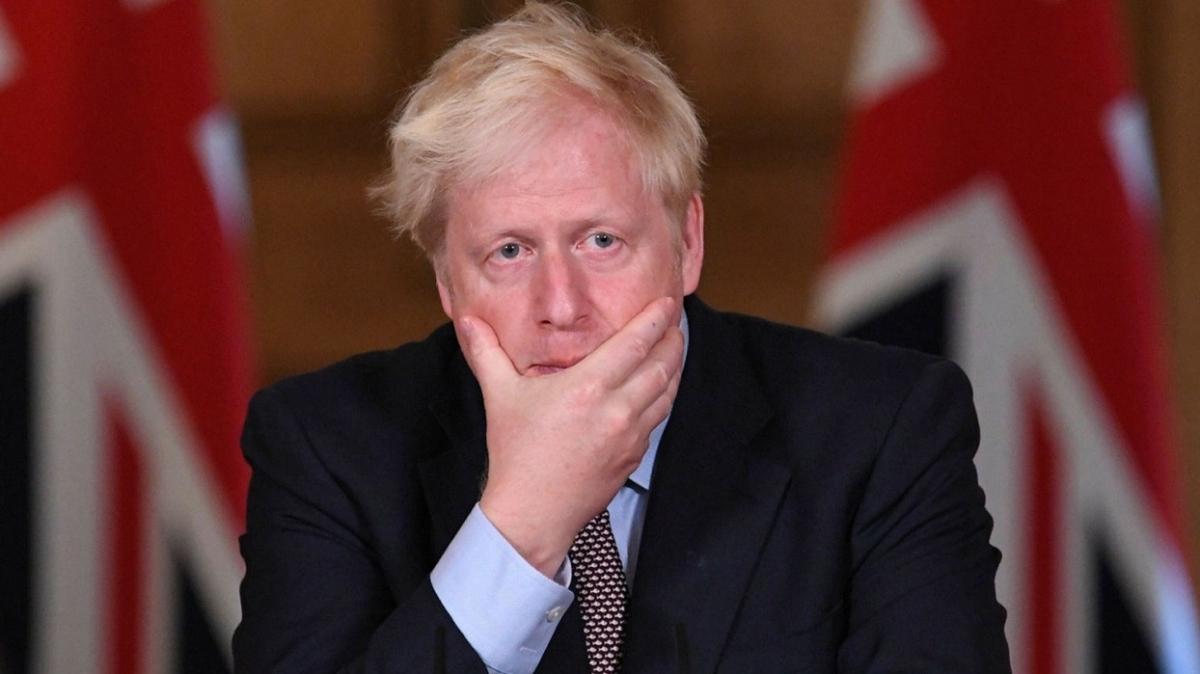 İngiltere Başbakanı Johnson, kısıtlamaların kalkması konusunda 21 Haziran'dan umutlu