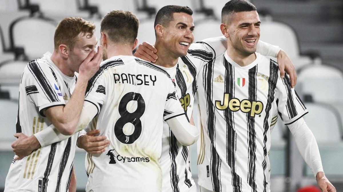 Juventus lig sonuncusu Crotone'yi sahasında rahat geçti