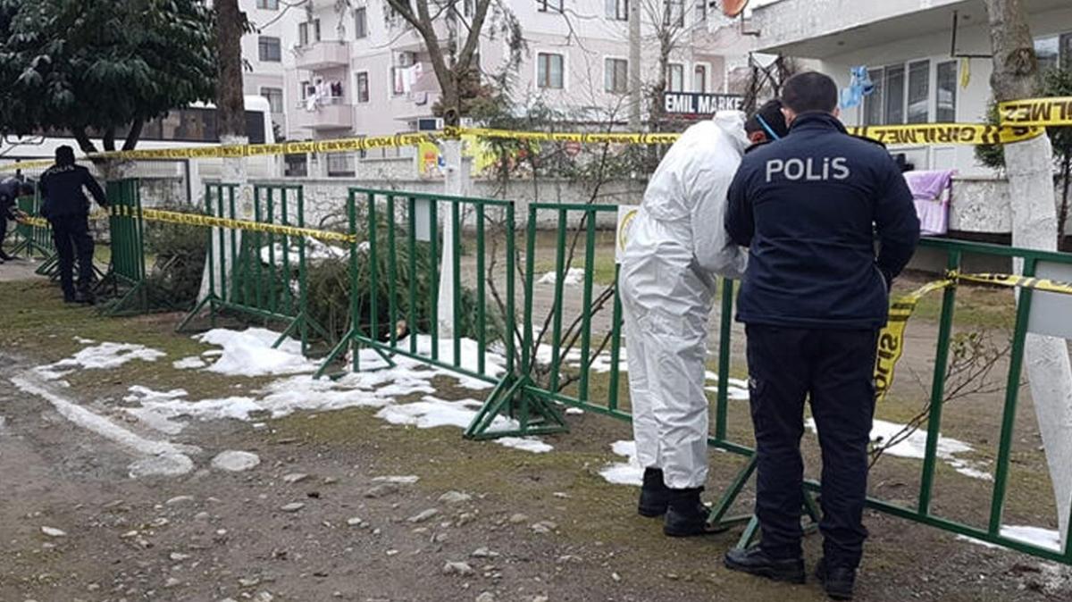 Son dakika... Sakarya'da bir apartman Kovid-19 tedbirleri kapsamında karantinaya alındı