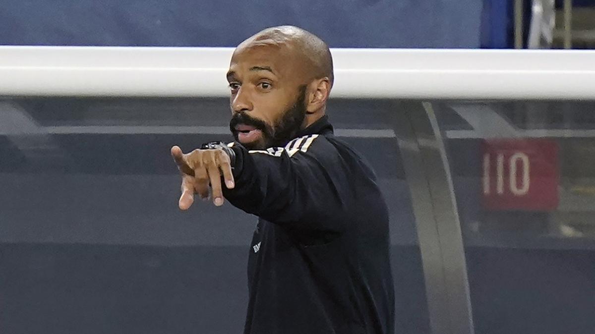 Thierry Henry istifa etti