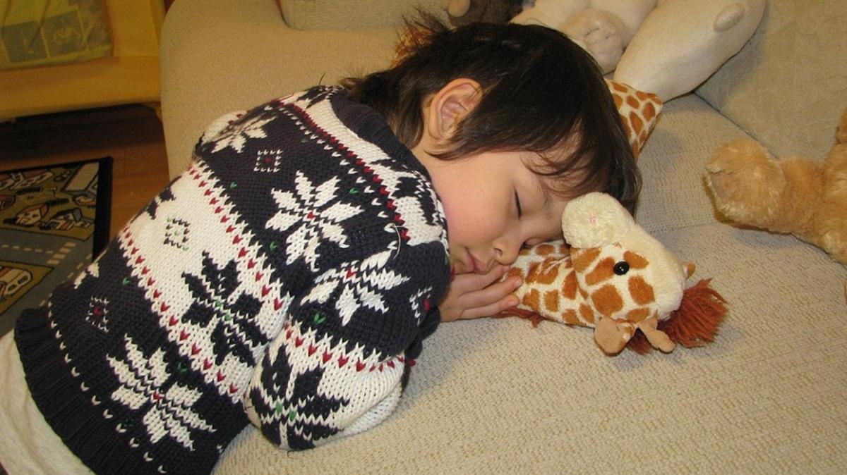 Çocuklarda düzenli uyku için uzman önerisi: Yoğurt ve süt