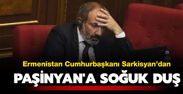 Ermenistan Cumhurbaşkanı Sarkisyan, Genelkurmay Başkanı'nın görevden alınması kararını veto etti!