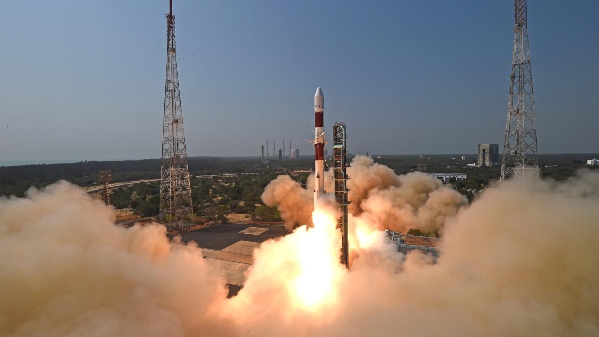 Hindistan, Brezilya'nn "Amazonia-1" yer gzlem uydusunu uzaya frlatt