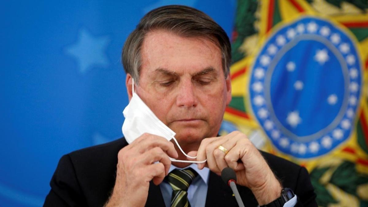 Brezilya Cumhurbakan Bolsonaro'nun koronavirs aklamas kriz kard