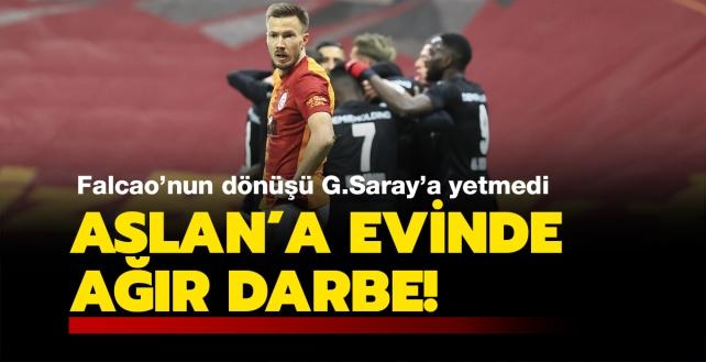 Galatasaray'a evinde ar darbe: 2-2