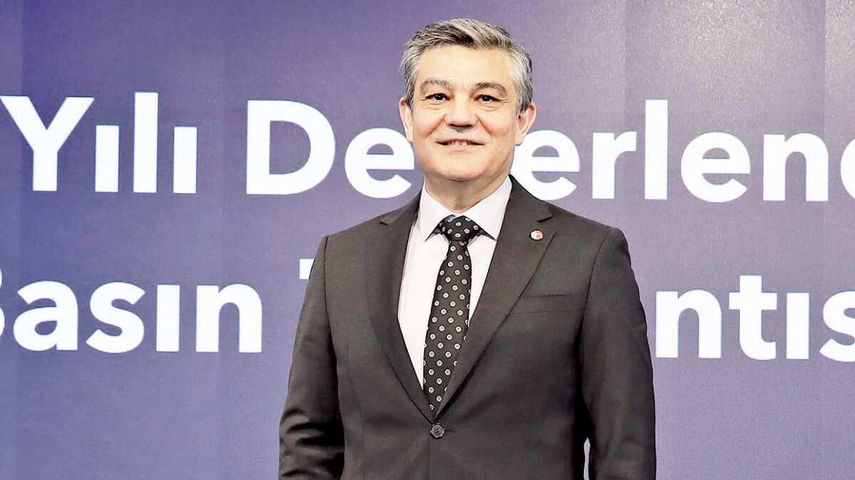 'Blgesel bir oyuncu olma hedefine hzla kouyoruz'