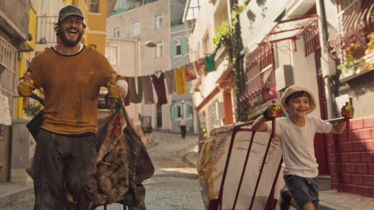 aatay Ulusoy, Twitter' kasp kavurdu! Kattan Hayatlar filmindeki performans trend oldu