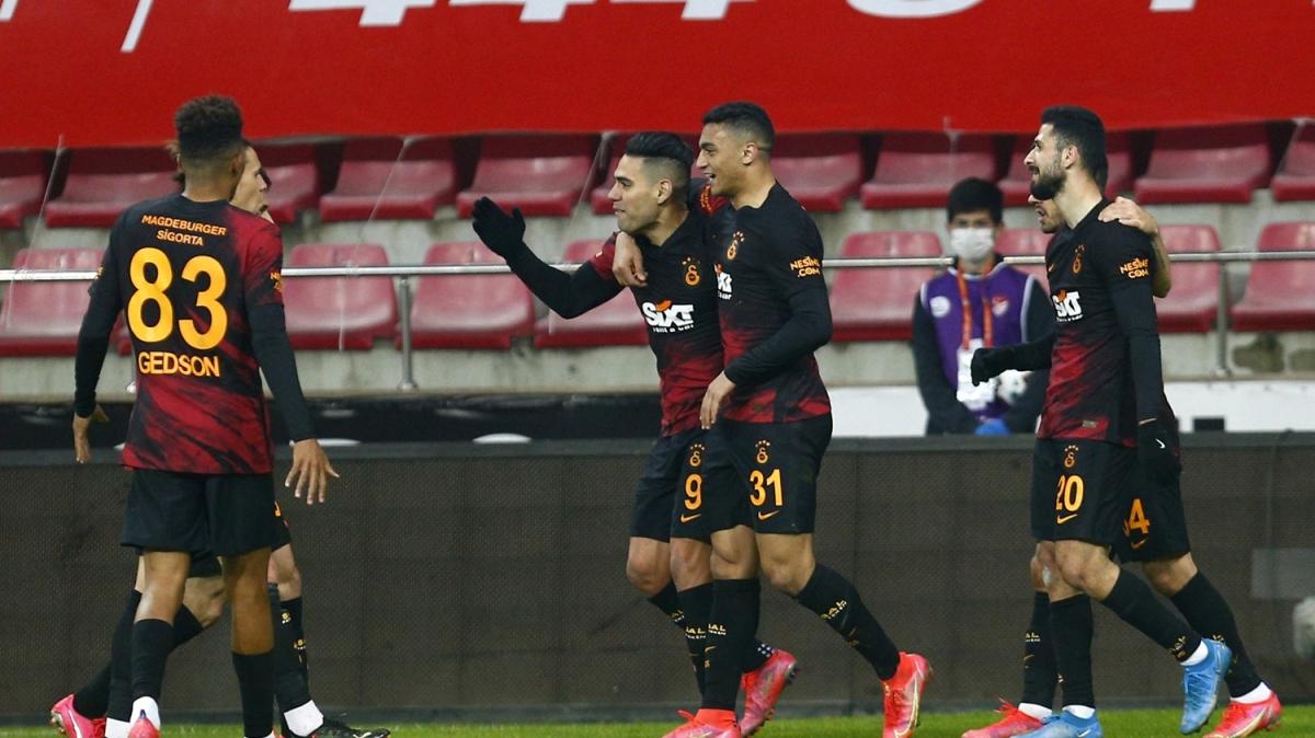 Galatasaray, Kayseri'de oyuna geri döndü! 0-3