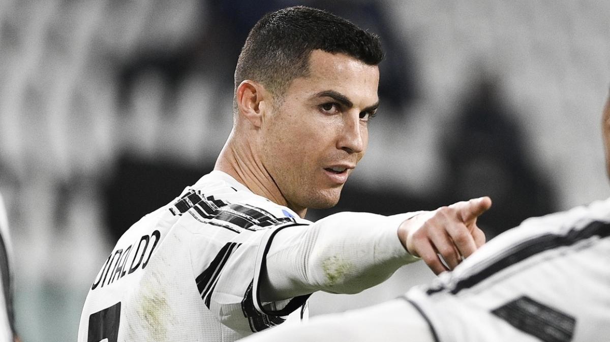 Juventus'tan ayrlmas beklenen Cristiano Ronaldo eski takmna dnyor