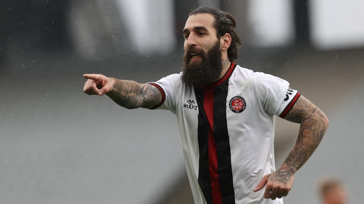 Fatih Karagümrük konuk ettiği Kayserispor'u 3-0 mağlup etti