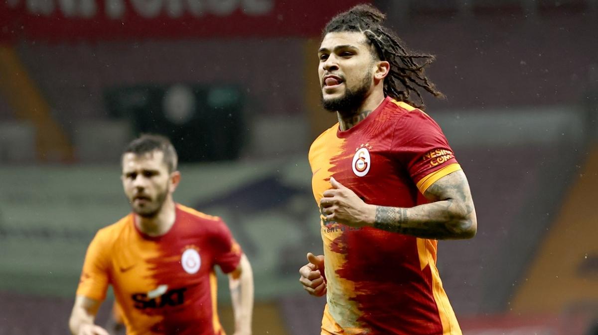 Galatasaray%E2%80%99da+Luyindama,+Marcao+ve+Yedlin+Hatayspor+deplasman%C4%B1nda+yok