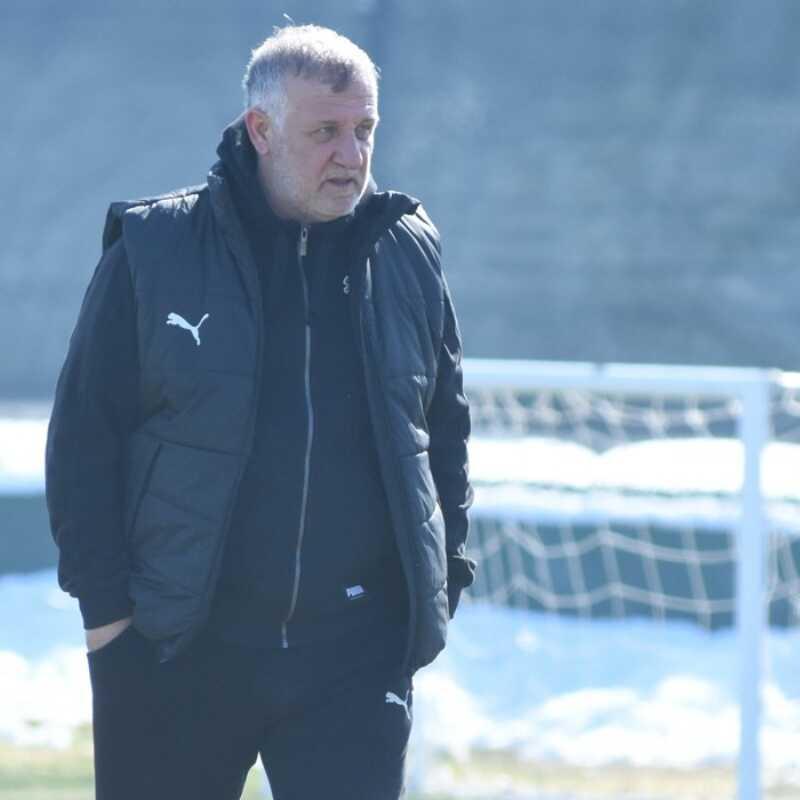 Bykehir Belediye Erzurumspor'da Mesut Bakkal dnemi sona erdi