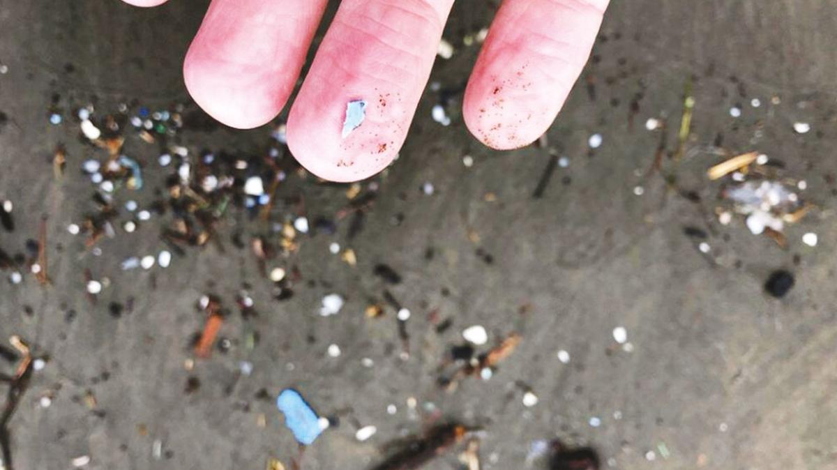Sibirya'da yaan kardan mikroplastikler kt