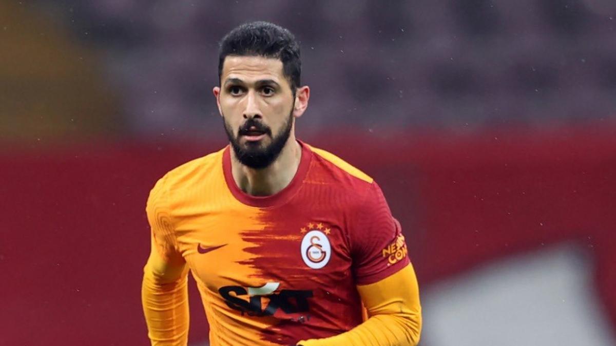 Galatasaray'da Emre Akbaba'ya byk ok