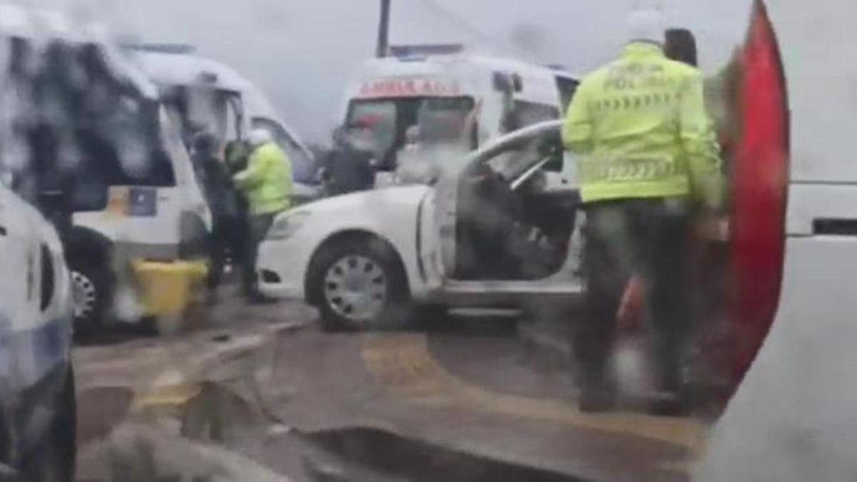 anakkale Orman Blge Mdr Enver Demirci Bursa'da trafik kazas geirdi