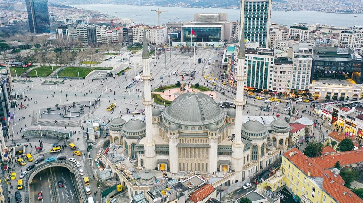 inden ilk kareler... Taksim Camii Ramazan'a hazr