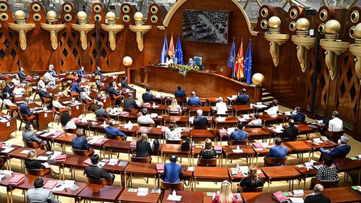Makedonya'da FET'nn irketleri ve alanlar mecliste Babakan'a soruldu
