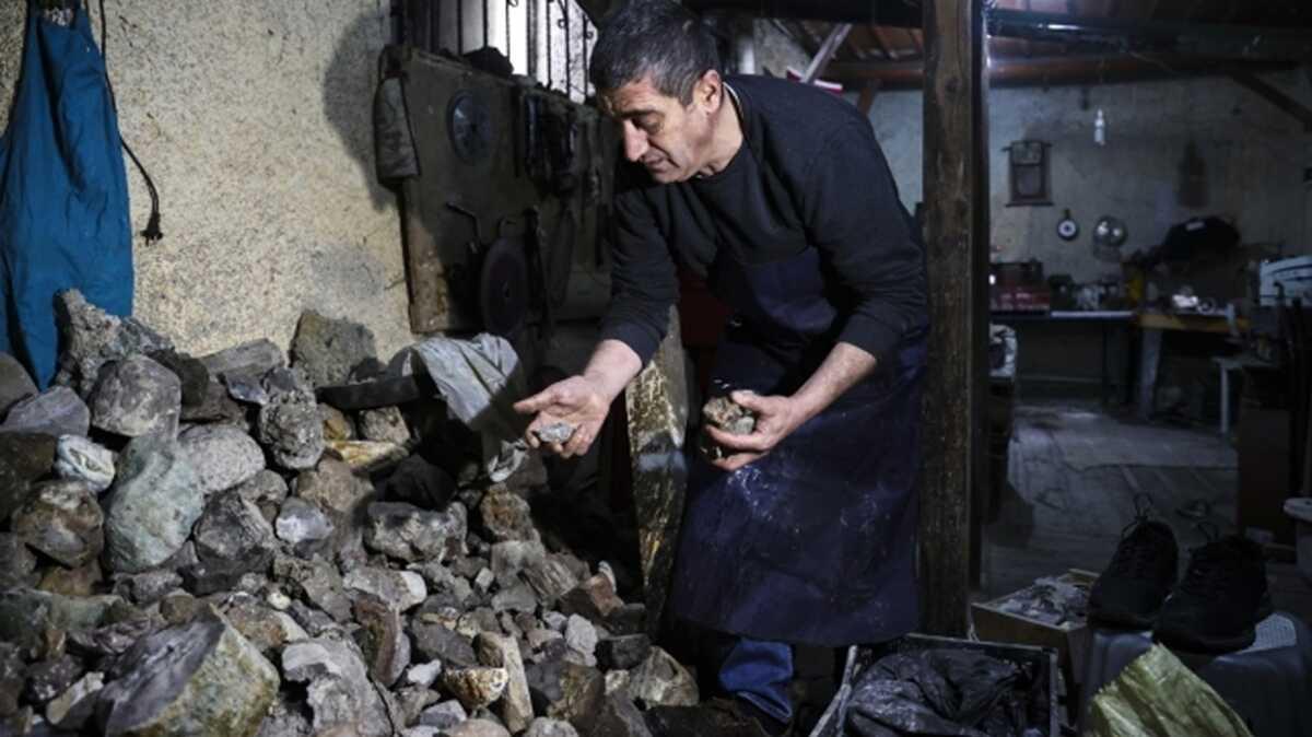Ta ileme ustas deerli talar bulmak iin Anadolu'yu geziyor
