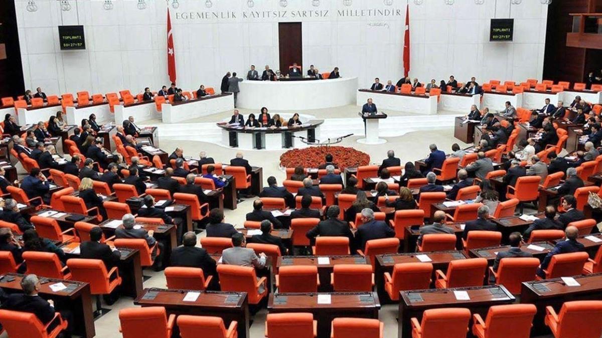 HDP'lilerin dokunulmazlklar mecliste... 11 milletvekiline ait 14 dosya