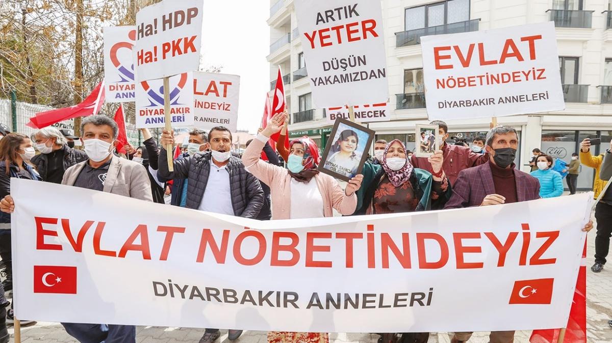 ‘Güneydoğu anneleri' HDP'ye karşı tek yürek