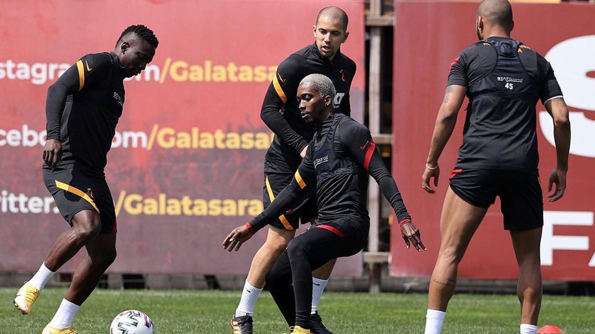 Galatasaray'da Onyekuru ve Linnes sevinci yaanyor