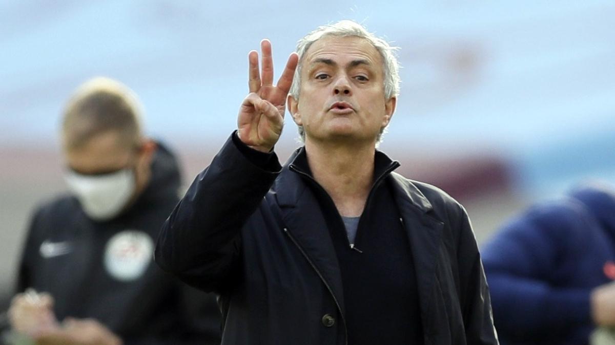 Tottenham'da Jose Mourinho'nun grevine son verildi