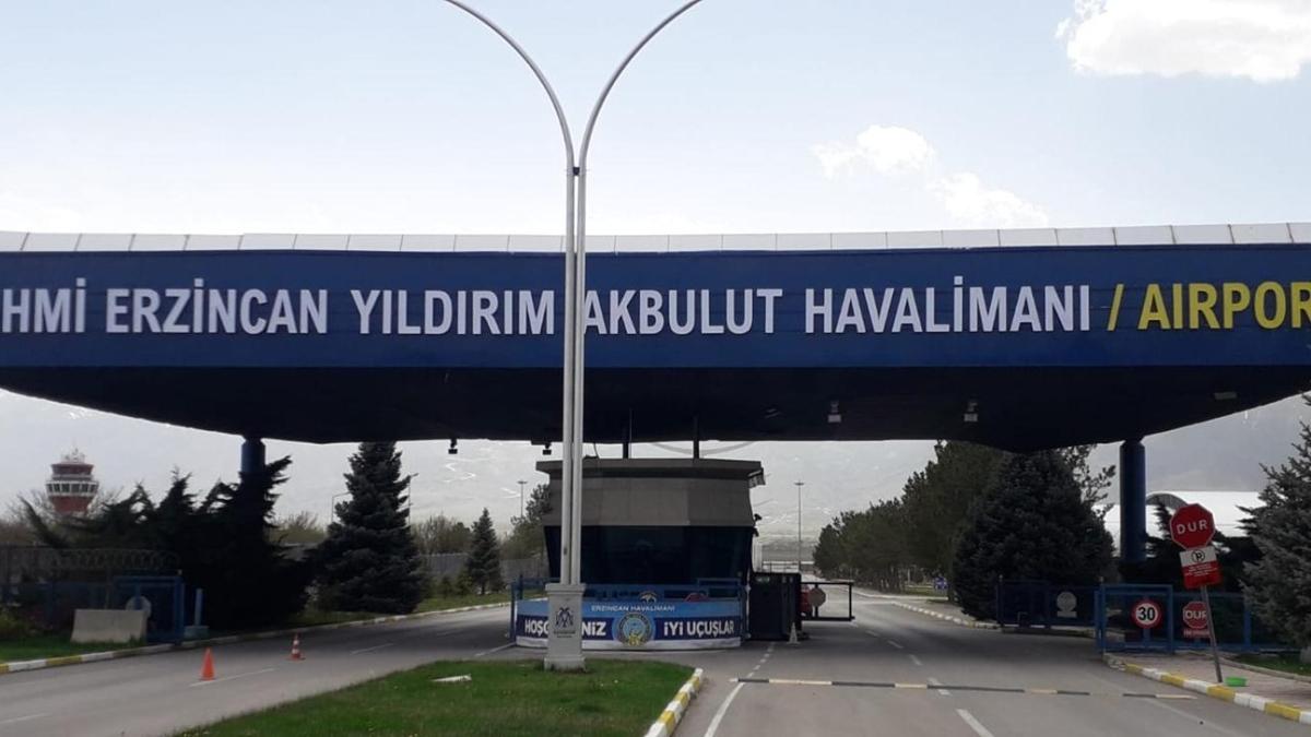 Erzincan Havaliman'na Yldrm Akbulut'un ad verildi