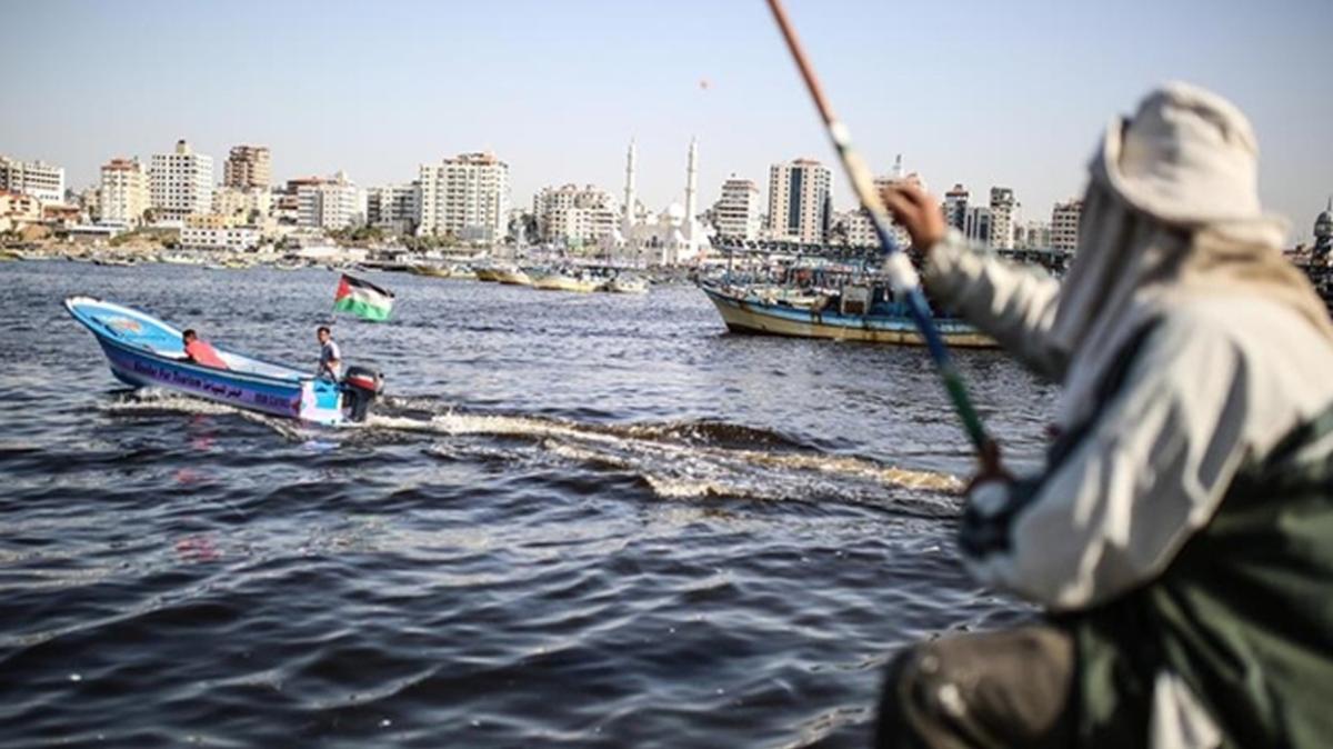 srail Gazze'de balk avlama mesafesini 15 milden 9 mile drd