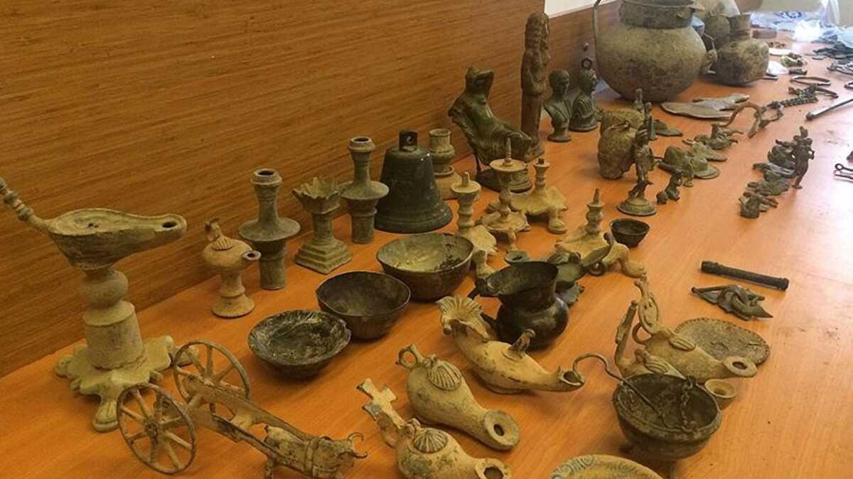 Konya'da tarihi eser operasyonu... 5 pheli yakaland