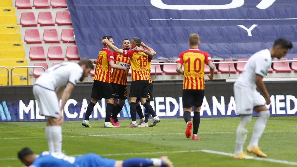 9 gollü maçta kazanan Hes Kablo Kayserispor