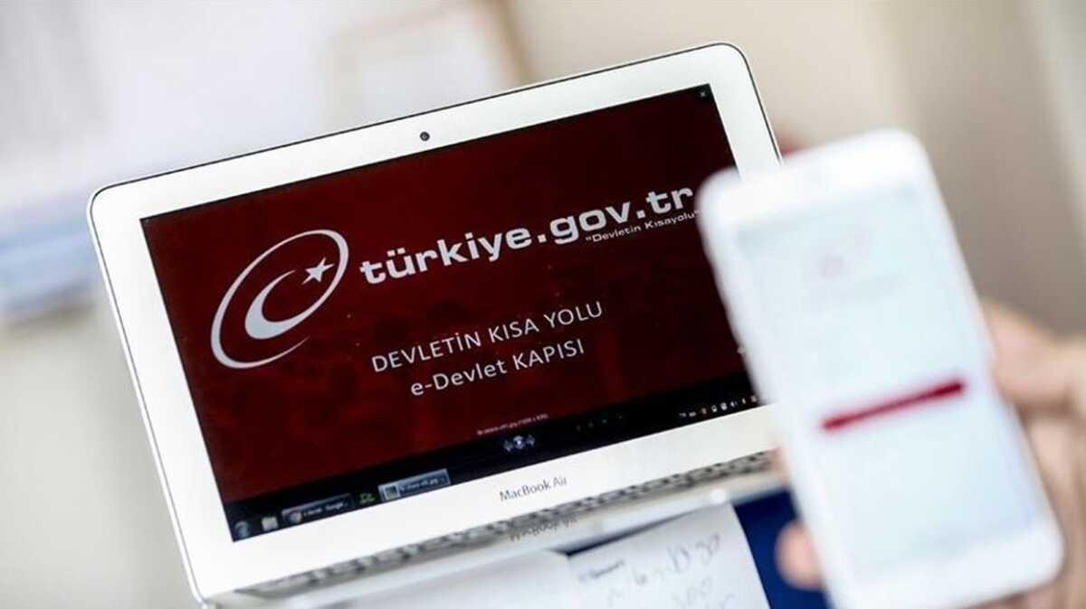 ileri Bakanl paylat... 300 binin zerinde belge verildi