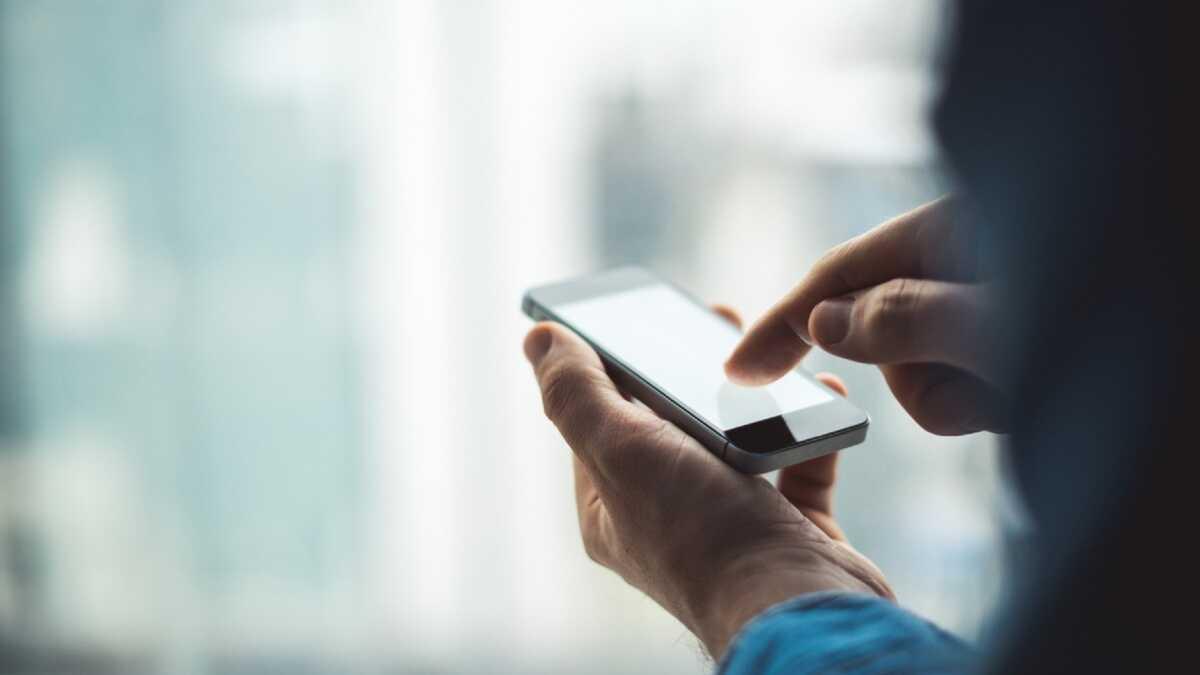 Belarus asll avukat 9 gnde 114 kez arayarak taciz etti