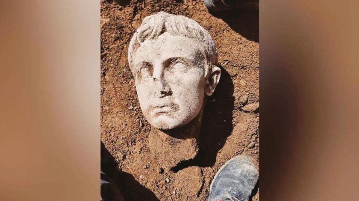 Augustus bulundu