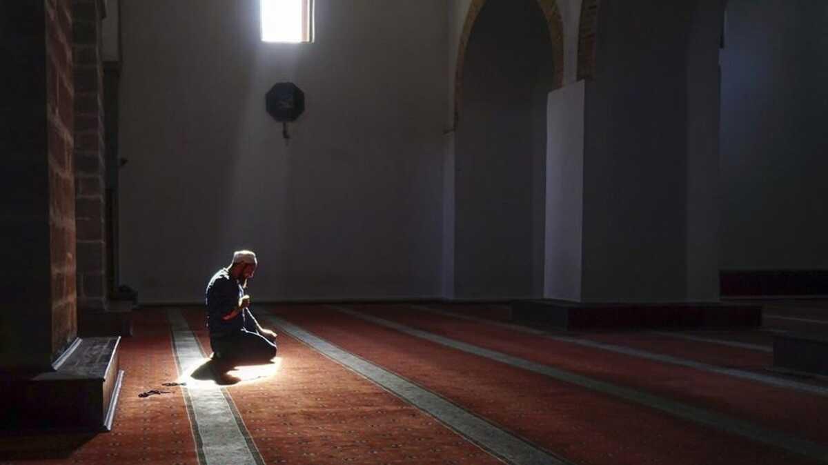 Kadir Gecesi'nde tesbih namaz nasl klnr, ka rekat" Tesbih namaz duas ve fazileti nedir"