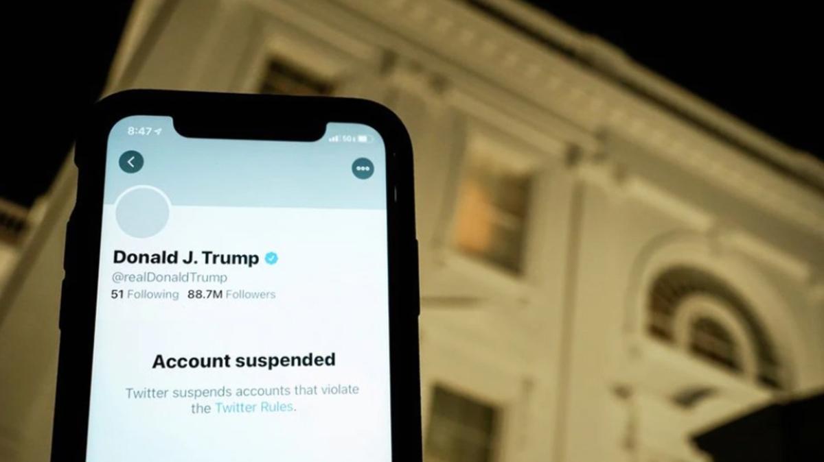 Twitter, Trump'ın açıklamalarını dolaşıma sokan hesapları da askıya alıyor