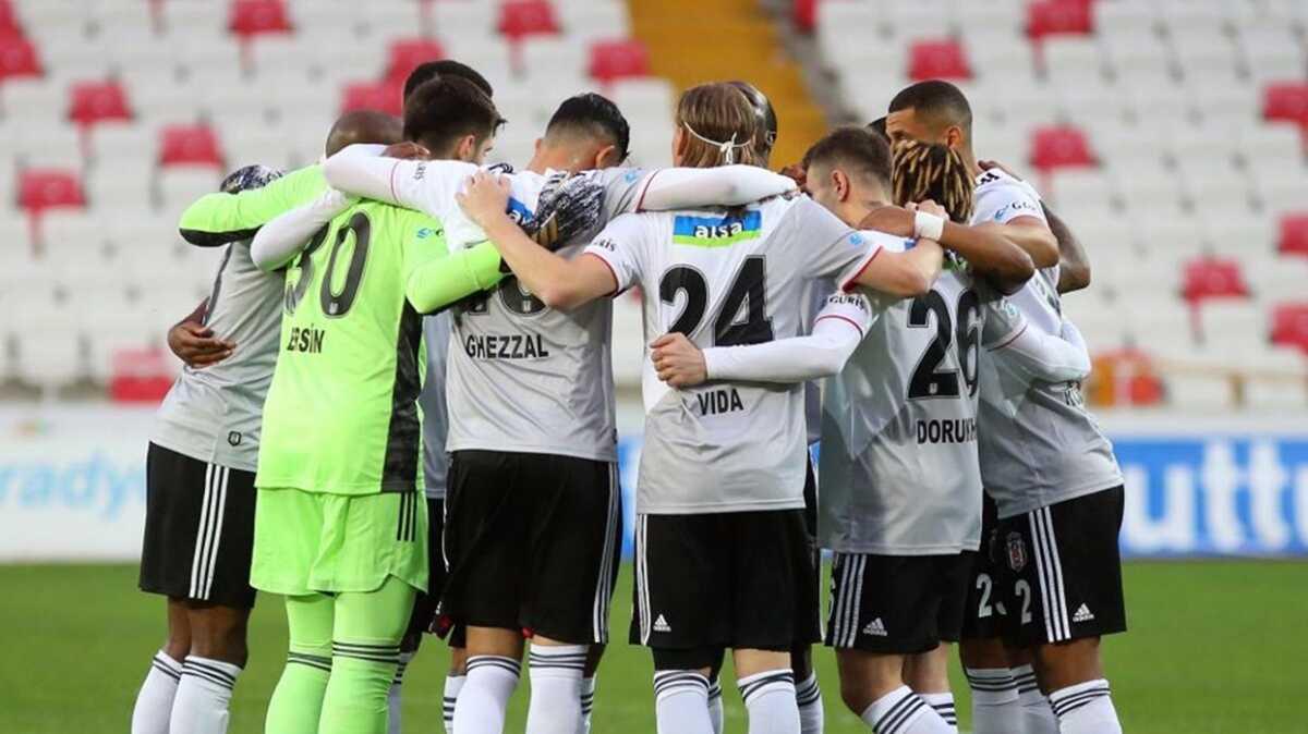 Derbiden ampiyonluk turu kabilir